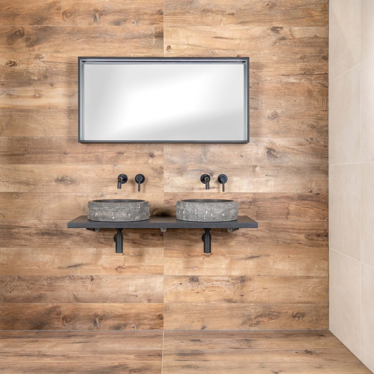 Meditatief Vlucht doel Creëer sfeer in de badkamer met houtlook tegels | Maxaro