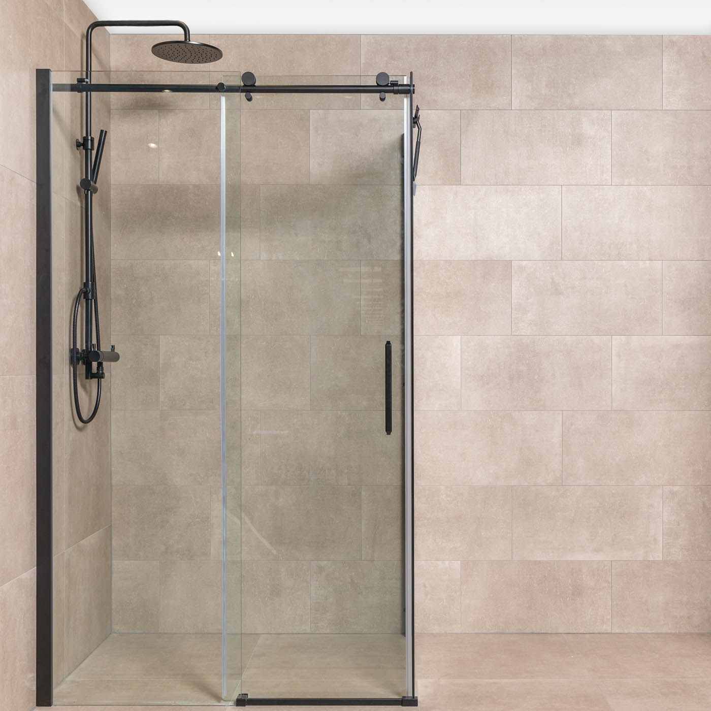 Shower enclosure cleaning tips: Shower enclosure with clear glass and black wall profile