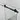 Glazen douchewand met zwart metalen stabilisatiestang, modern design voor een stijlvolle badkamerinrichting.