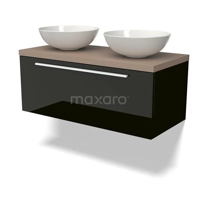 Schwarzes Badmöbel mit Holzoptik und zwei weißen Aufsatzwaschbecken, modernes Design für funktionale und stilvolle Badezimmergestaltung.