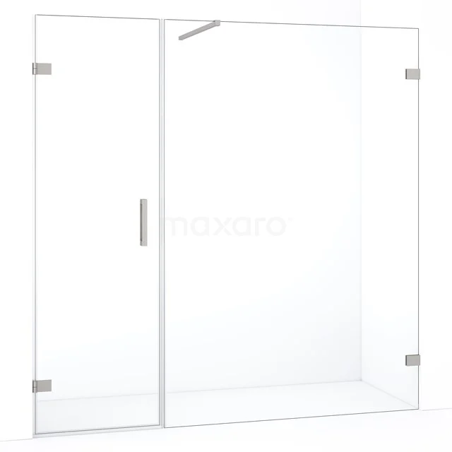 Glazen douchewand met zilverkleurige handgreep, helder glas en minimalistisch design voor een moderne badkamer uitstraling.
