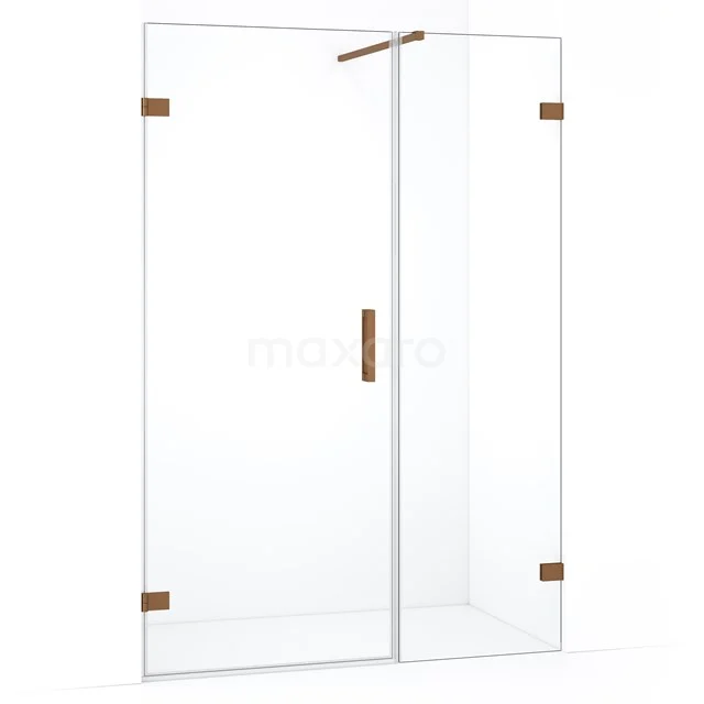 Glazen douchewand met messing accenten, hoekmodel met enkelvoudige deur, ideaal voor een stijlvolle moderne badkamer.