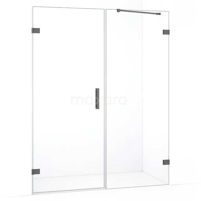Douchewand van helder glas met zwart metalen accenten, schuifdeur en minimalistisch design voor een moderne badkamer.