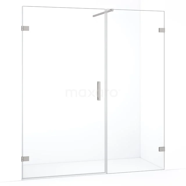 Glazen douchedeur met chromen handgreep, minimalistisch design en scharnieren, ideaal voor een stijlvolle badkameruitstraling.