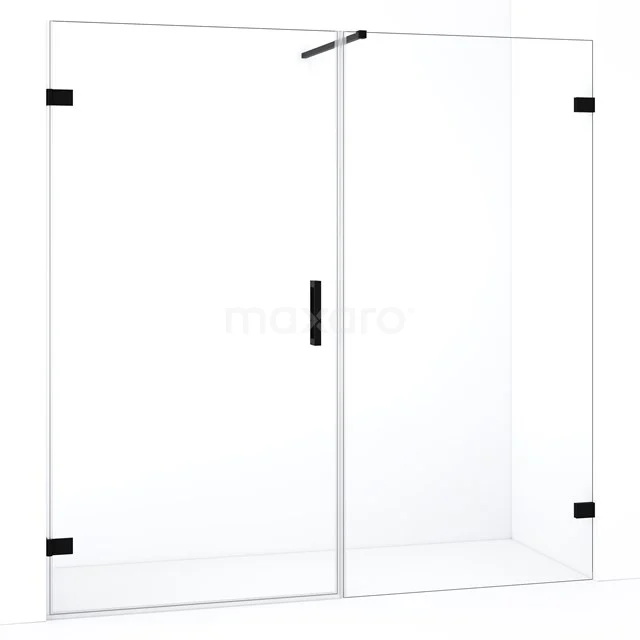 Begehbare Dusche mit klaren Glaswänden, schwarzem Scharnier und Haltegriff, moderner Badezimmerstil, Serie minimalistisches Design.