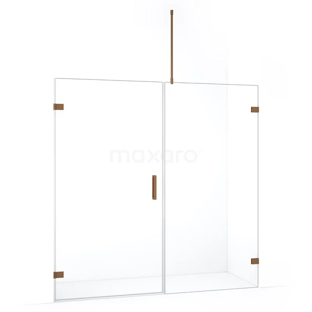 Glazen douchewand met gouden accenten, moderne stijlvolle afwerking, perfect voor een luxe badkamerinterieur.