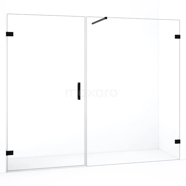 Douchewand van helder glas met zwarte scharnieren en handgreep, moderne uitstraling, perfect voor een stijlvolle badkamer.