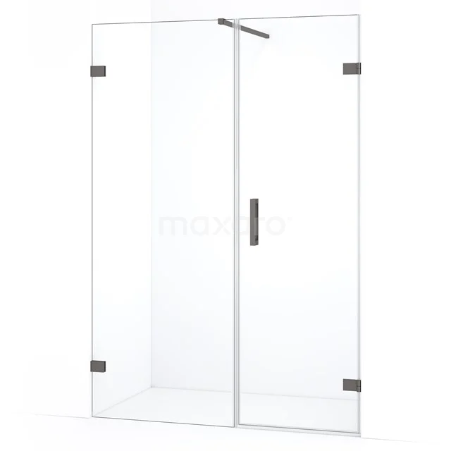 Glazen douchewand met deur, helder veiligheidsglas, zwart metalen scharnieren, strak ontwerp, ideaal voor moderne badkamers.