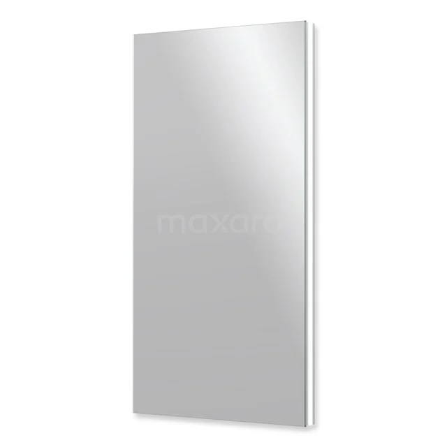 Rechthoekige badkamer spiegel, modern design, frameloos, hoogglans glas, ideaal voor stijlvolle badkamerruimtes.