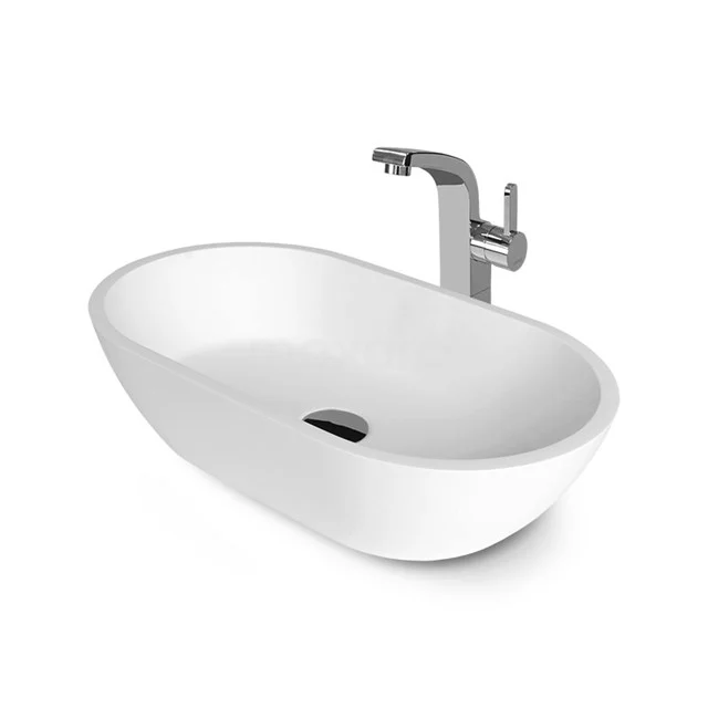 Ovale weiße Waschbecken aus Keramik mit modernem Wasserhahn, perfekt für eine stilvolle Badezimmer Einrichtung.