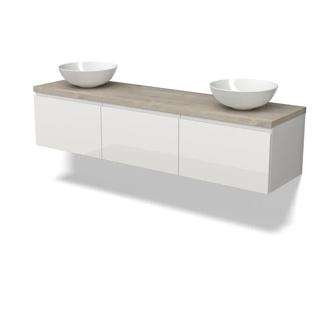 Witte zwevende badkamermeubel met houtlook blad en dubbele waskommen, modern design voor stijlvolle badkamerinrichting.