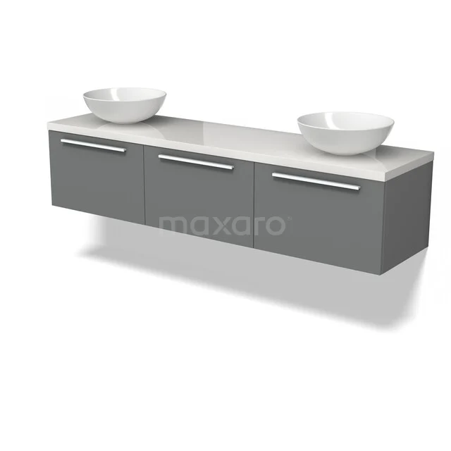 Grijze zwevende badkamermeubel met drie lades, witte waskommen en een strak ontwerp, ideaal voor moderne badkamers.