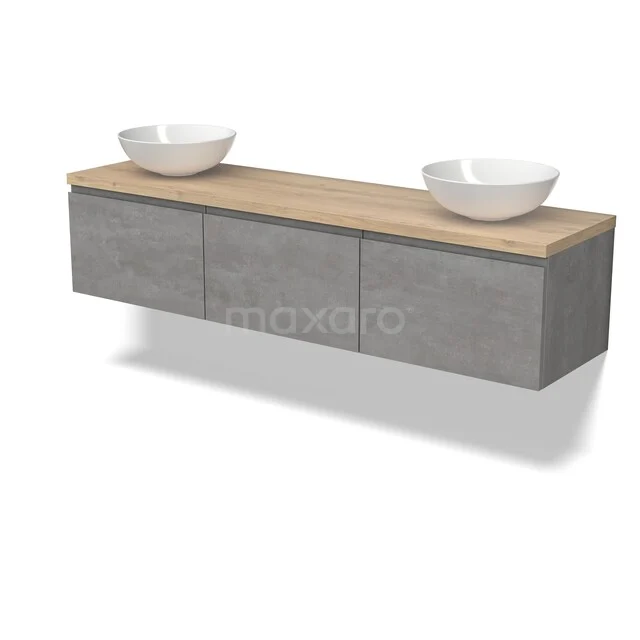 Grijs badkamermeubel met een houten blad, dubbele waskommen, en strakke wandmontage, ideaal voor een moderne badkamer.