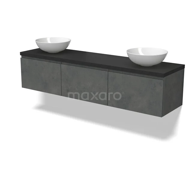Zwevende grijze betonlook badkamermeubel met dubbele witte waskommen, modern design en greeploze lades.
