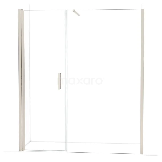 Glazen douchewand met chroomprofiel, stijlvol design en praktische schuifdeur, ideaal voor een moderne badkamer.