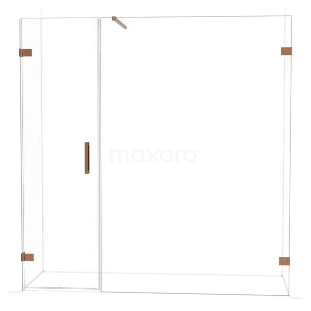 Glazen douchewand met koperen accenten, frameloos en stijlvol design, ideaal voor een moderne badkamerinrichting.