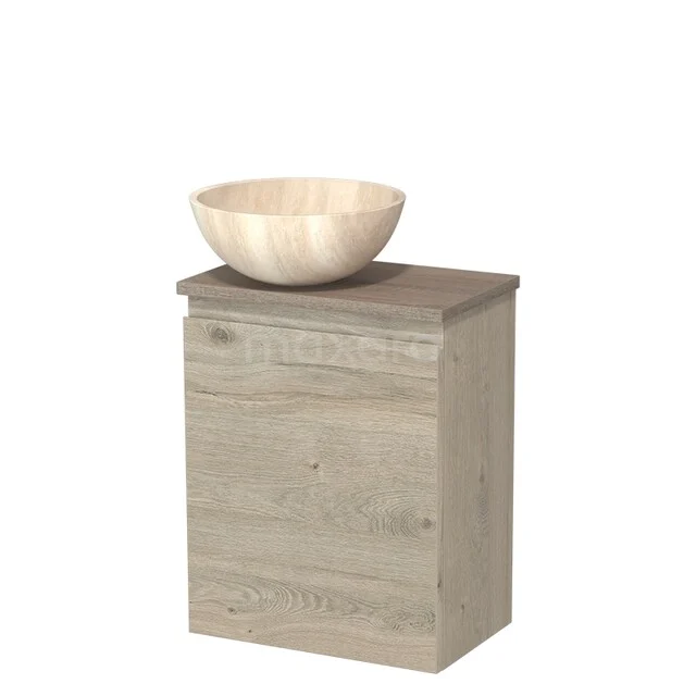 Houten badkamermeubel met natuurlijke wastafel, compact design en rustieke afwerking, ideaal voor moderne badkamers.