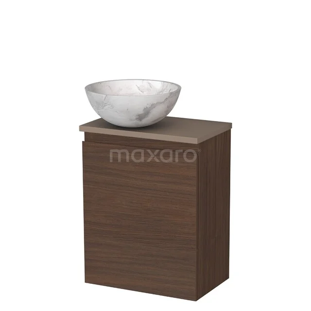 Badkamerkast met houtlook en marmeren waskom, compact ontwerp, ideaal voor moderne badkamerinrichting.