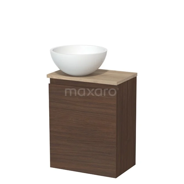 Houten badkamerkast met witte waskom, modern design, compact formaat, geschikt voor kleine badkamers.