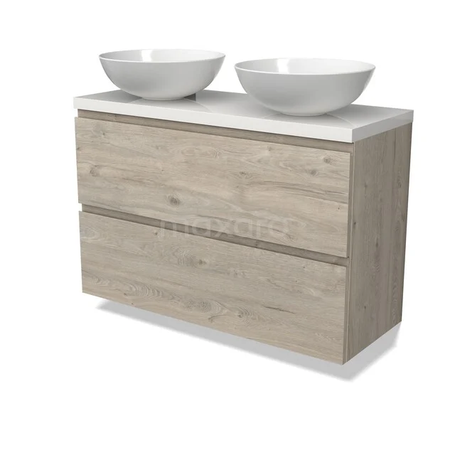 Houten badkamermeubel met dubbele witte waskommen, strak design en twee ruime lades voor opbergruimte.