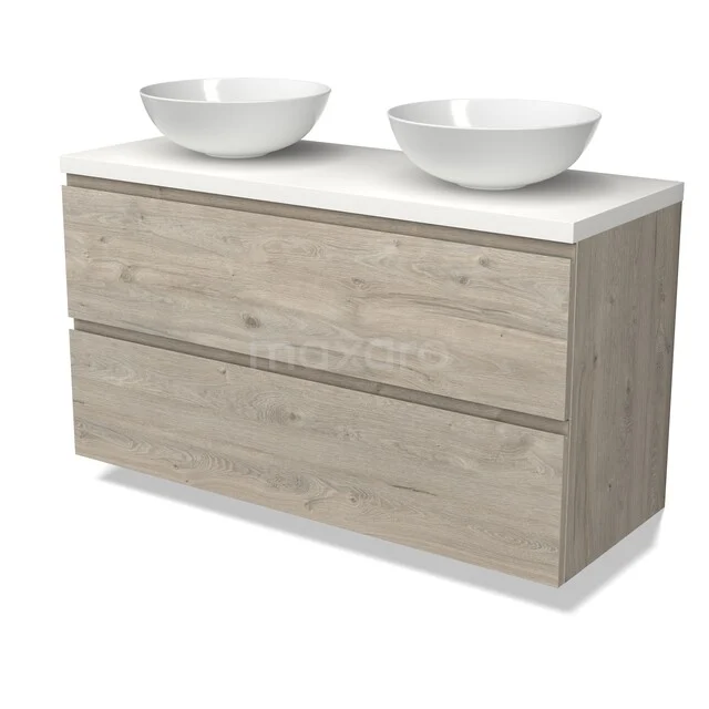 Houten badkamermeubel met twee witte waskommen, modern ontwerp, uitgevoerd in licht eiken, perfect voor een stijlvolle badkamer.