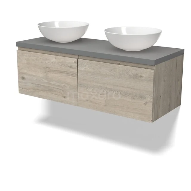 Houten badkamermeubel met twee witte wastafels en grijs blad, modern zwevend design voor stijlvol badkamerinterieur.