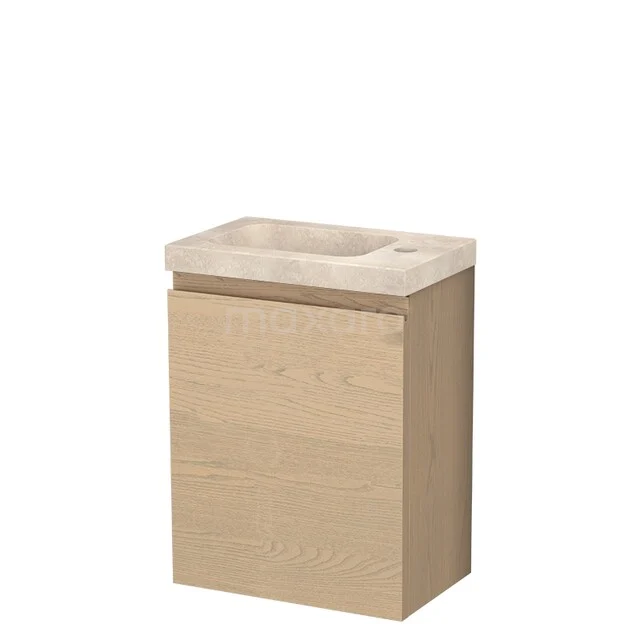 Kompakte Eichen Badmöbel mit beigem Natursteine Waschbecken, modernes Design für kleine Bäder.