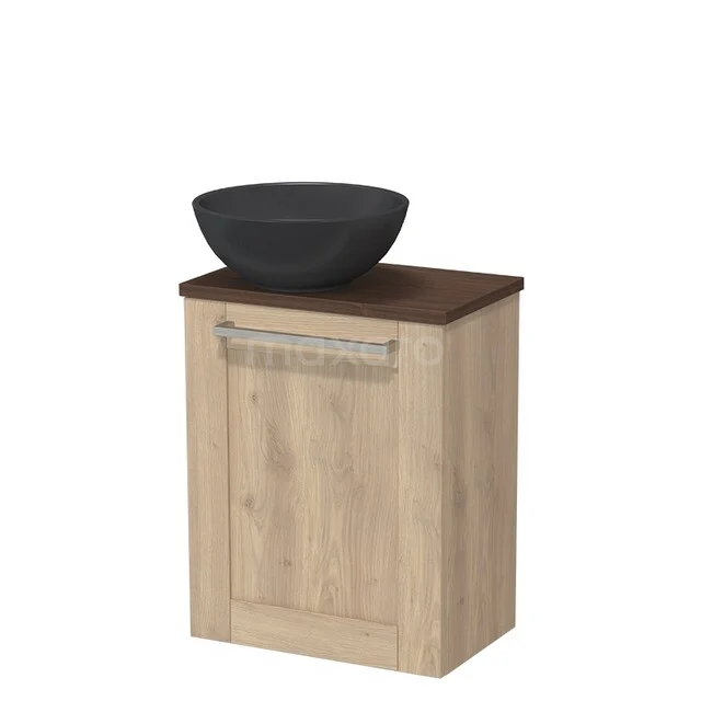 Toilet furniture with countertop wash basins TMK10-17927 Houten badkamermeubel met zwarte waskom en eiken kast; compacte, stijlvolle oplossing voor moderne badkamers.