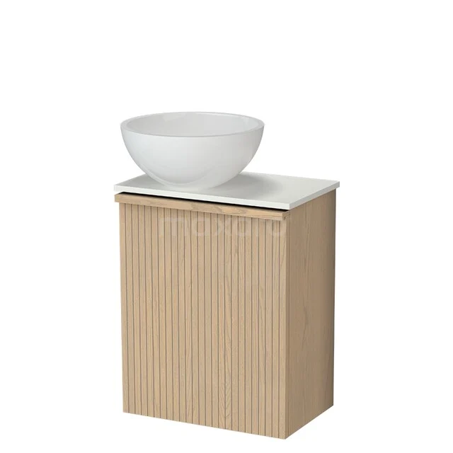 Modulo Plus Pico Toiletmeubel met waskom | 41 cm Naturel eik Ribbel front Hoogglans wit Mineraalmarmer waskom TMK10-18049 Houten badkamermeubel met ribbelpatroon, witte wastafelkom en bovenblad; strak design voor moderne badkamers.