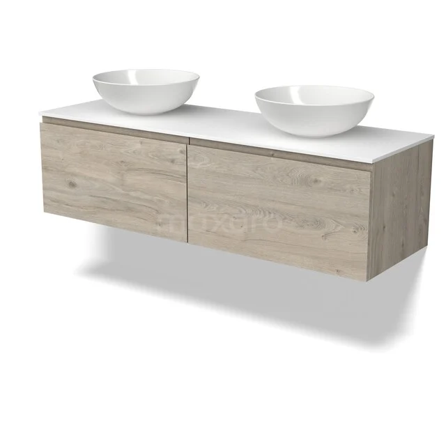 Houten badkamermeubel met twee witte waskommen, zwevend design. Mooi afgewerkt in eikenlook, perfect voor moderne badkamers.