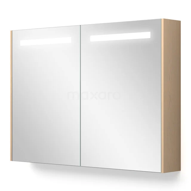 Hölzerner Badschrank mit Spiegeltüren und integrierter LED-Beleuchtung, ideal für funktionale Badezimmerlagerung.
