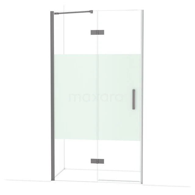 Glasene Duschtür mit Scharnieren, mattem Chrom-Finish und modernem Griff, ideal für einen klaren Badezimmerstil.