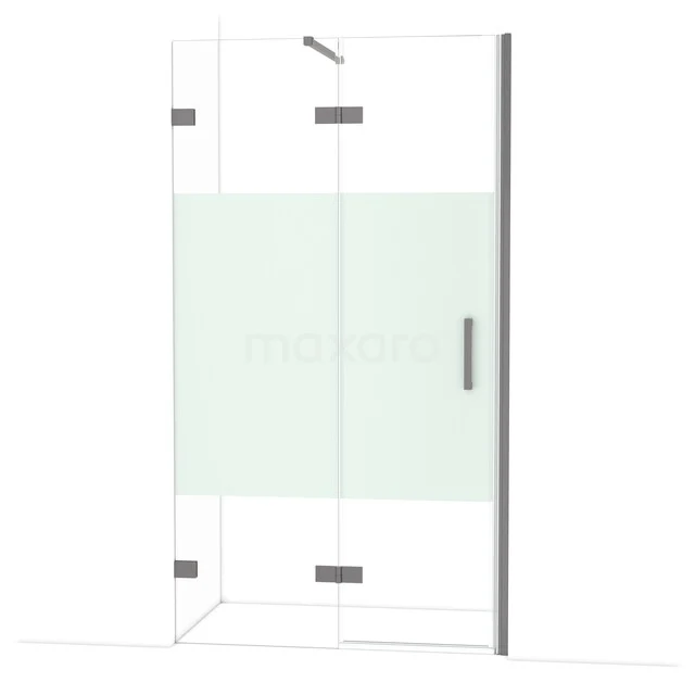 Diamond Shower door | 110 cm Black metal Clear with matt strip Pivot door DDB21652123ZM Inloopdouche met matglazen paneel, zilveren details en scharnieren, strak design en geschikt voor moderne badkamers.