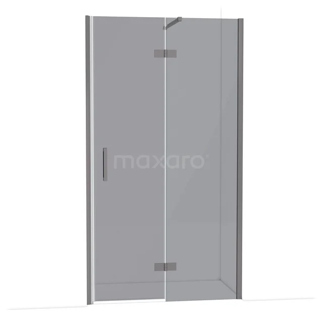 Glazen douchedeur met modern scharnierdesign, transparant veiligheidsglas en slanke chromen profielen voor een stijlvolle badkamer.