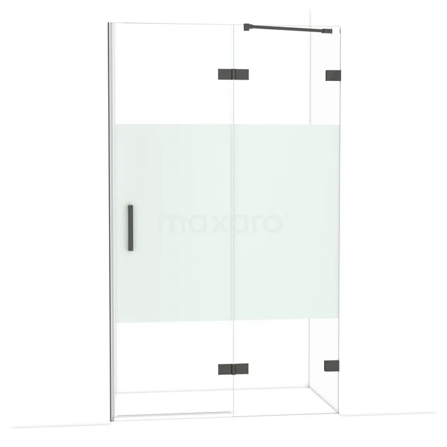 Douchedeur met matglasstrip, helder glas, zwart frame en scharnieren, ideaal voor een moderne badkamerindeling.