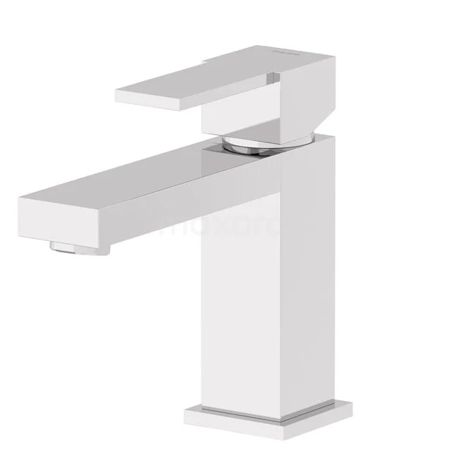 Viereckige chromatische Waschbeckenarmatur mit modernem Design, perfekt als stilvolle Ergänzung zum Badezimmer.