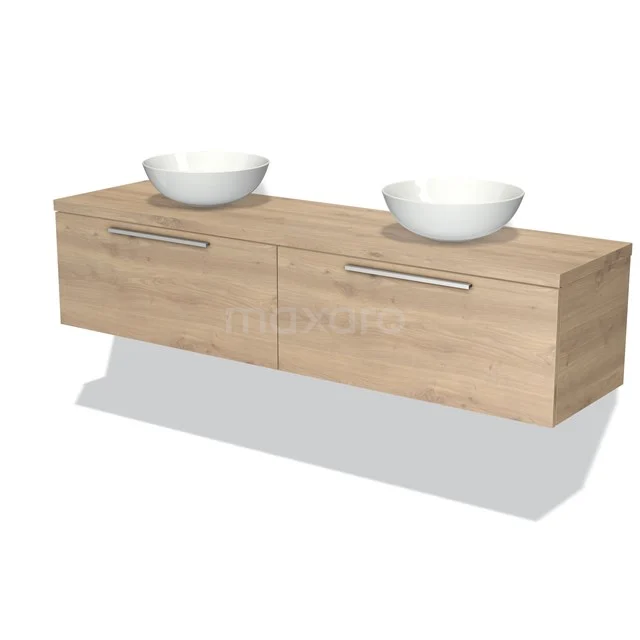Houten badkamermeubel met twee witte wastafels, modern ontwerp in eiken look, ideaal voor stijlvolle badkamers.