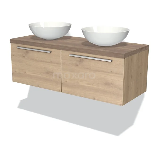 Holz-Badmöbel mit doppeltem weißen Aufsatzwaschbecken, schlankes Design und metallischen Haltegriffen, ideal für ein modernes Badezimmer.