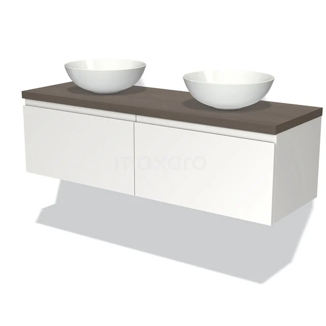 Weißes schwebendes Badezimmermöbel mit doppelten Aufsatzwaschbecken, Holzlook-Oberplatte, schlichtem Design und geräumigen Schubladen.