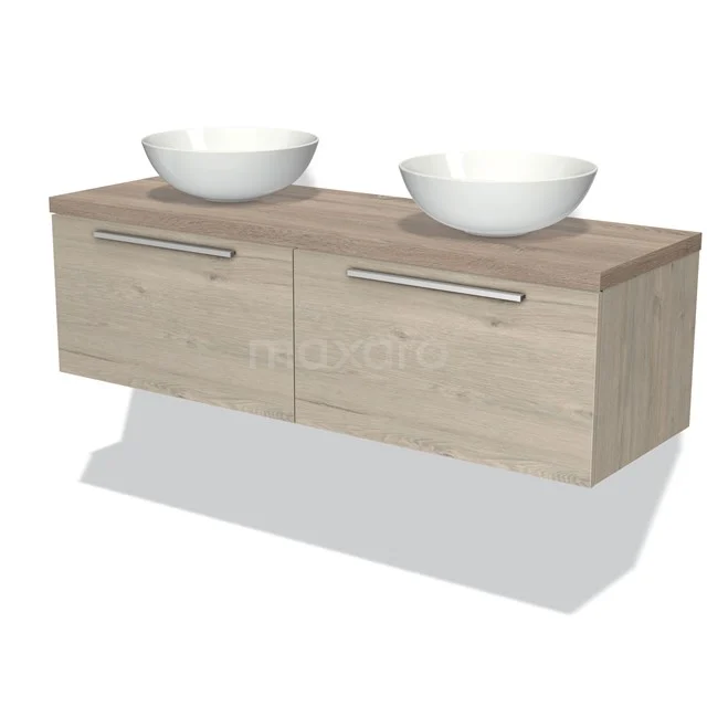 Holz Badezimmermöbel mit zwei weißen Aufsatzwaschbecken, schlichten metallischen Haltegriffen, modernem Design und schwebendem Modell.