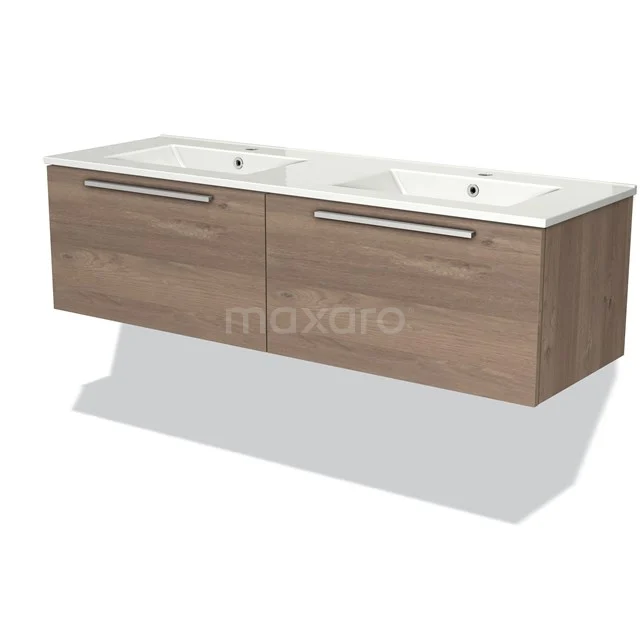 Houten hangend badkamermeubel met dubbele wastafel, moderne uitstraling en strakke metalen grepen.