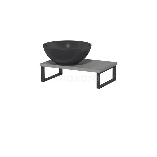 Mat zwarte waskom op grijs houten plank met metalen frame, moderne badkamerstijl.