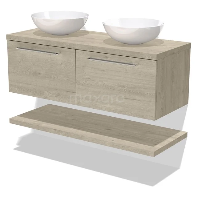 Houten badkamermeubel met twee witte waskommen, zwevend ontwerp en extra plank, perfect voor een moderne badkamer.