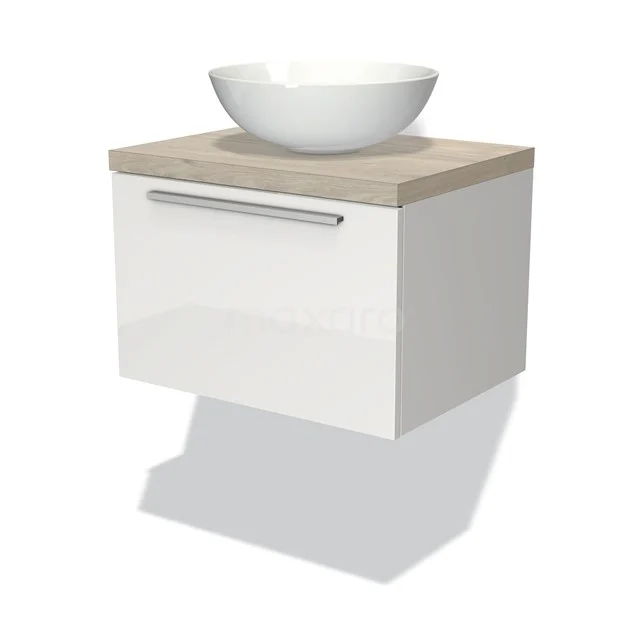 Weißes hängendes Waschtisch mit Holzplatte, runder Aufsatzwaschbecken und verchromtem Griff; modernes Badezimmerdesign.