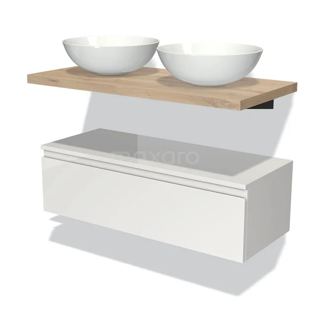 Weißes Badmöbel mit modernem Holzregal und doppeltem Keramik-Aufsatzwaschbecken, perfekt für ein stilvolles und praktisches Badezimmer.