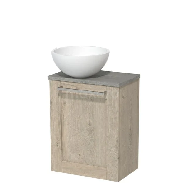 Holz-Badschrank mit greige Furnier, Steinplatte und modernem weißen Aufsatzwaschbecken. Kompaktes Design für Badezimmerlagerung.