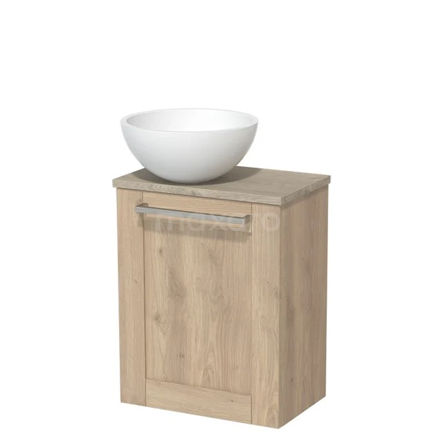 Holz-Badschrank mit weißem keramischen Aufsatzwaschbecken, kompaktes Design, ideal für kleine Bäder.