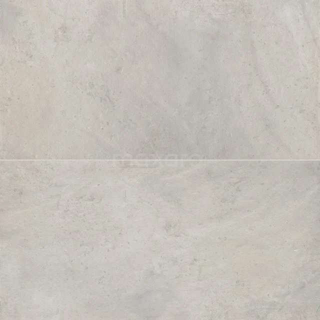 Hellgraue keramische Badezimmerfliese mit Marmoroptik, matt verarbeitet, ideal für moderne Badezimmerböden oder Wände.