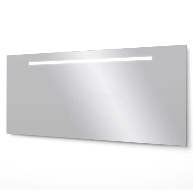 Rechteckiger Spiegel mit integrierter LED-Beleuchtung, ideal für moderne Bäder. Luxuriöses Design mit glattem Glasoberfläche.