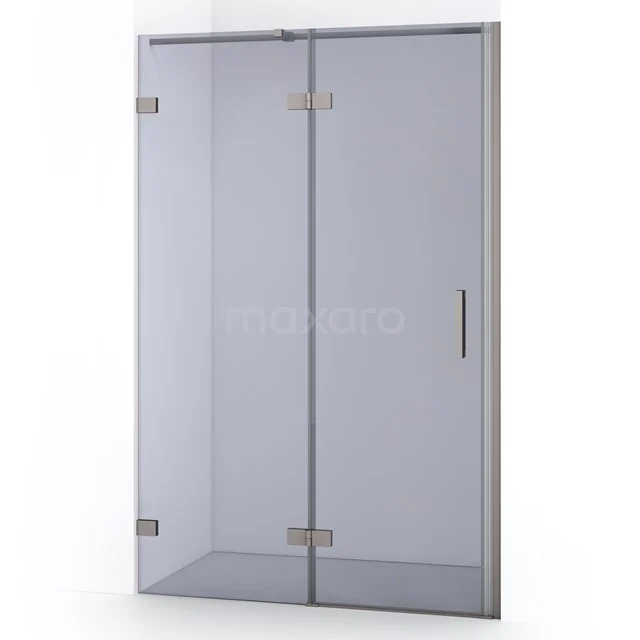 Glasdusche mit Edelstahlprofilen, Drehtür mit transparentem Design, ideal für ein modernes Badezimmer.